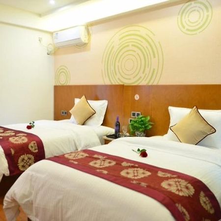 Greentree Inn Ziyang Lezhi Government Tianchi Town Express Hotel Zewnętrze zdjęcie