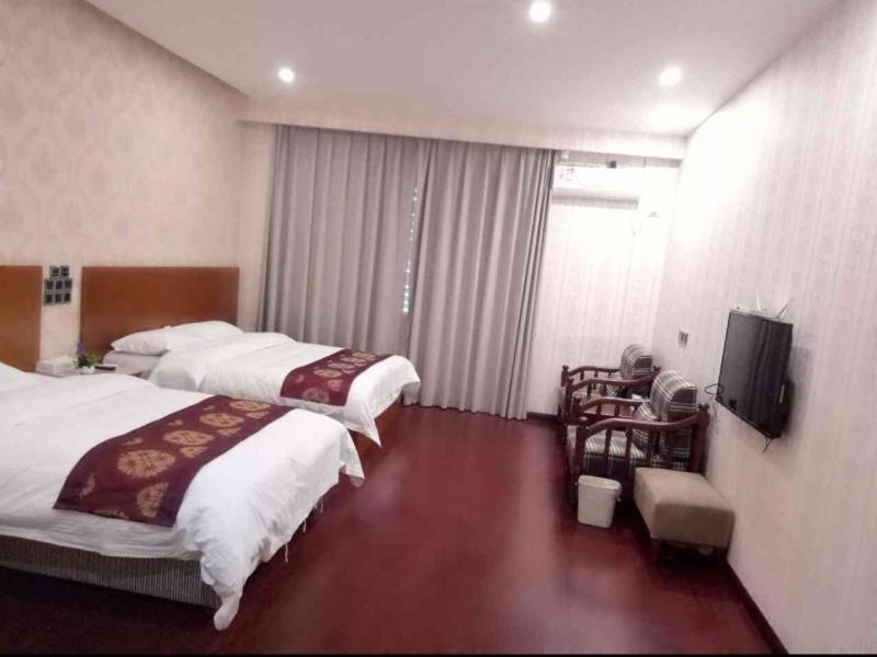 Greentree Inn Ziyang Lezhi Government Tianchi Town Express Hotel Zewnętrze zdjęcie